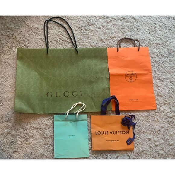 4 DESIGNER PAPER SHOPPING gift BAG LOT SET GUCCI HERMES TIFFANY LOUIS VUITTON - Picture 1 of 6
